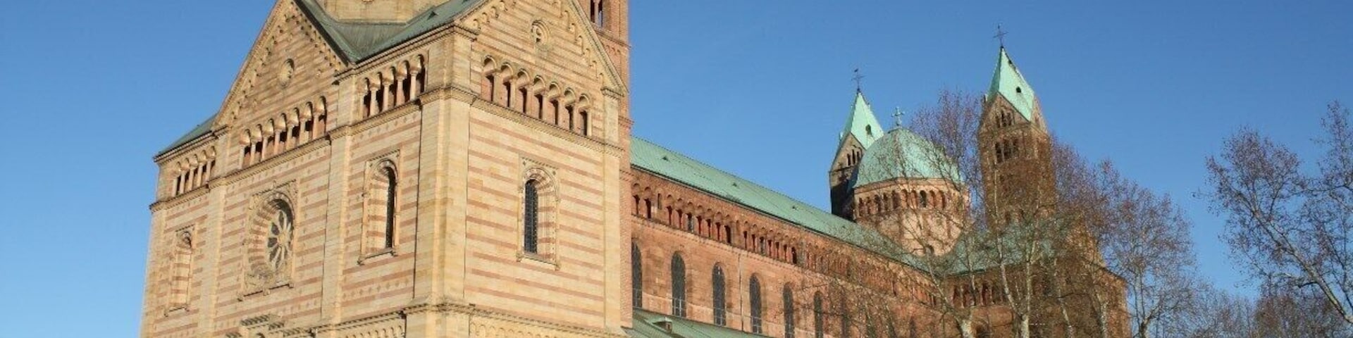 From this angle the size of Speyer Cathedral is imposing. I can see why it holds the title of the largest Cathedral in Germany.