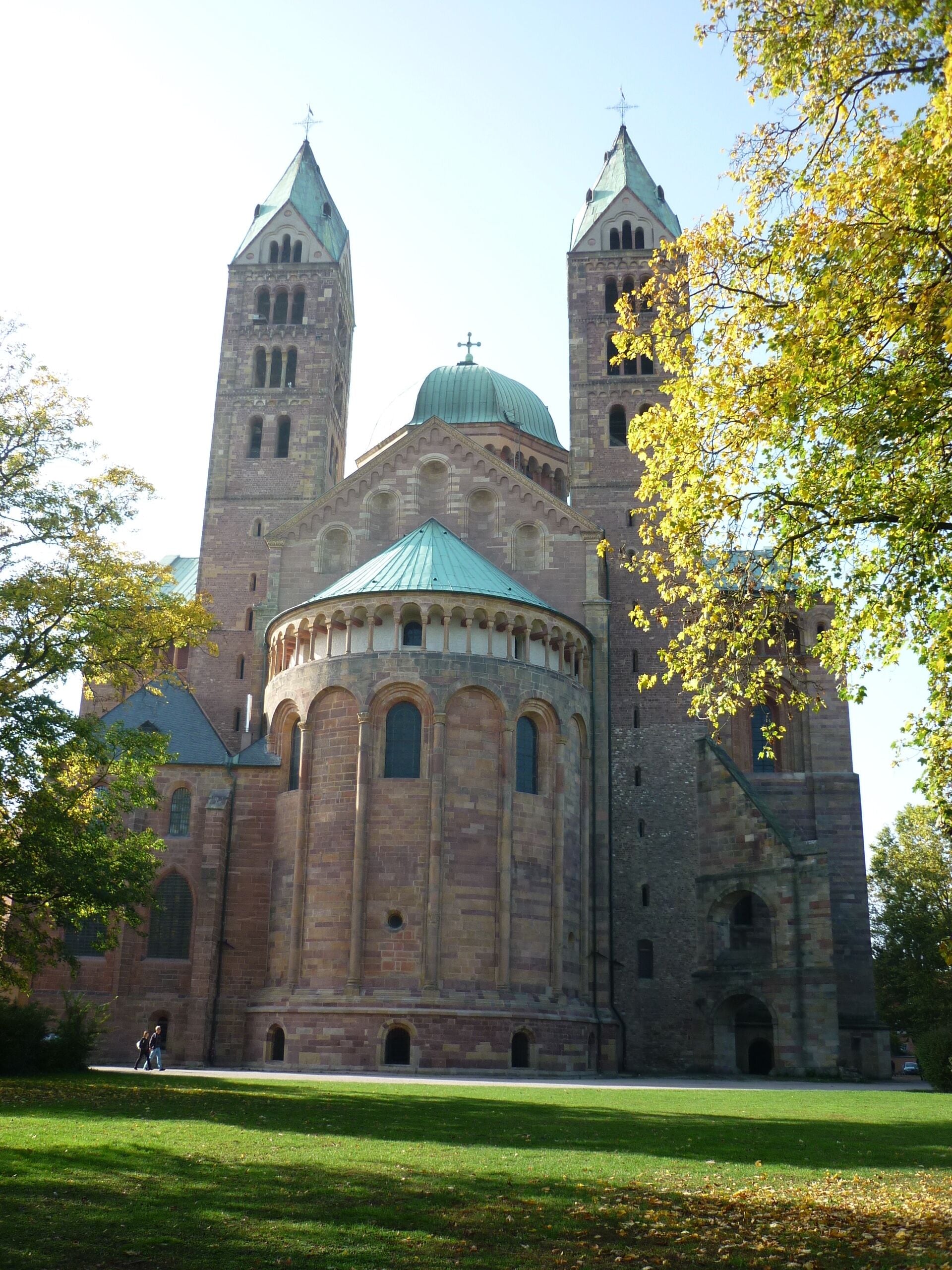 A historic church with two towers and a central dome.