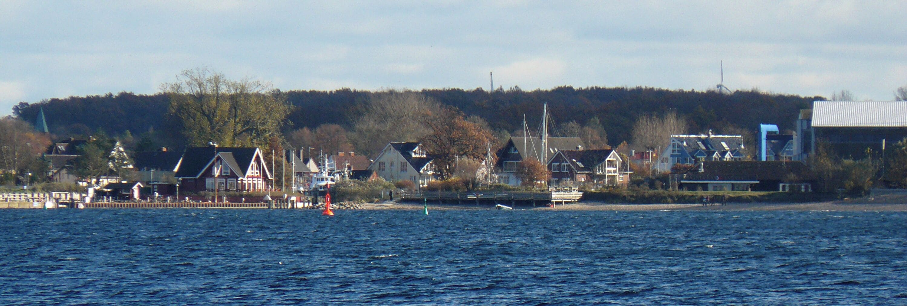 Blick auf den Hafen von Niendorf