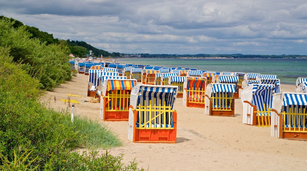 Timmendorfer Strand which includes a beach and general coastal views