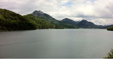 View of Fuschlsee lake. Stunning even with a cloudy day!