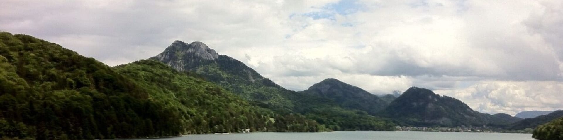 View of Fuschlsee lake. Stunning even with a cloudy day!