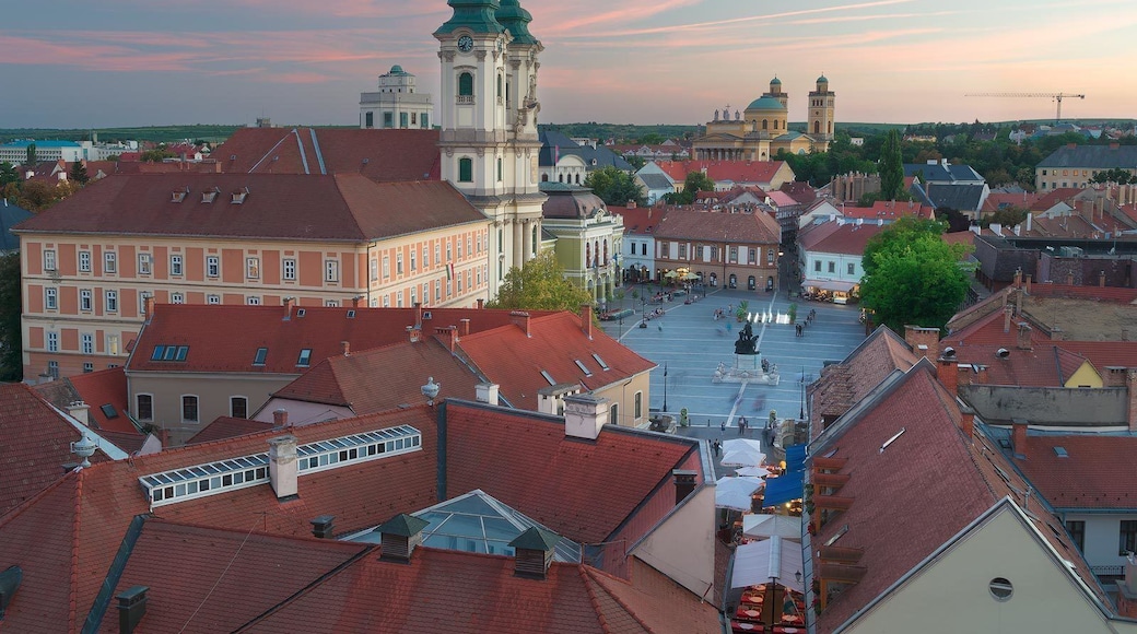 Sunset at Eger, Hungary
http://www.alwayswanderlust.com/a-day-in-eger/