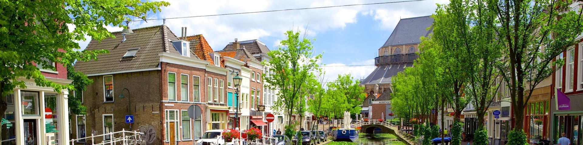 The Hague featuring street scenes, a small town or village and a river or creek