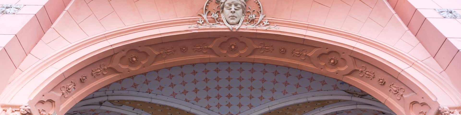 kecskemet, entrance to the town hall