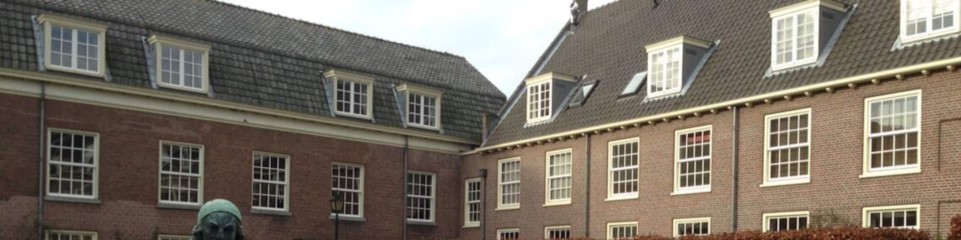 A statue of Comenius next to his mausoleum and a small museum. There is a larger statue next to the church. Both are way too small to commemorate such a great educator.
http://en.m.wikipedia.org/wiki/John_Amos_Comenius http://www.comeniusmuseum.nl