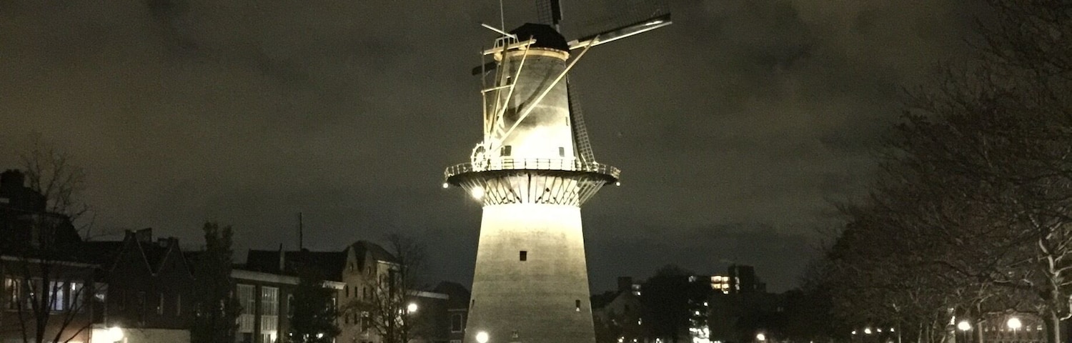 Beautiful 33m elevated windmills in Schiedam. Apparently they are the tallest of their type in the world. #schiedam #netherlands # Rotterdam #windmills