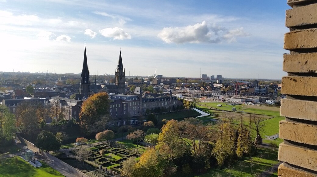 Vanaf de Rosatoren in Sittard zicht naar het centrum.