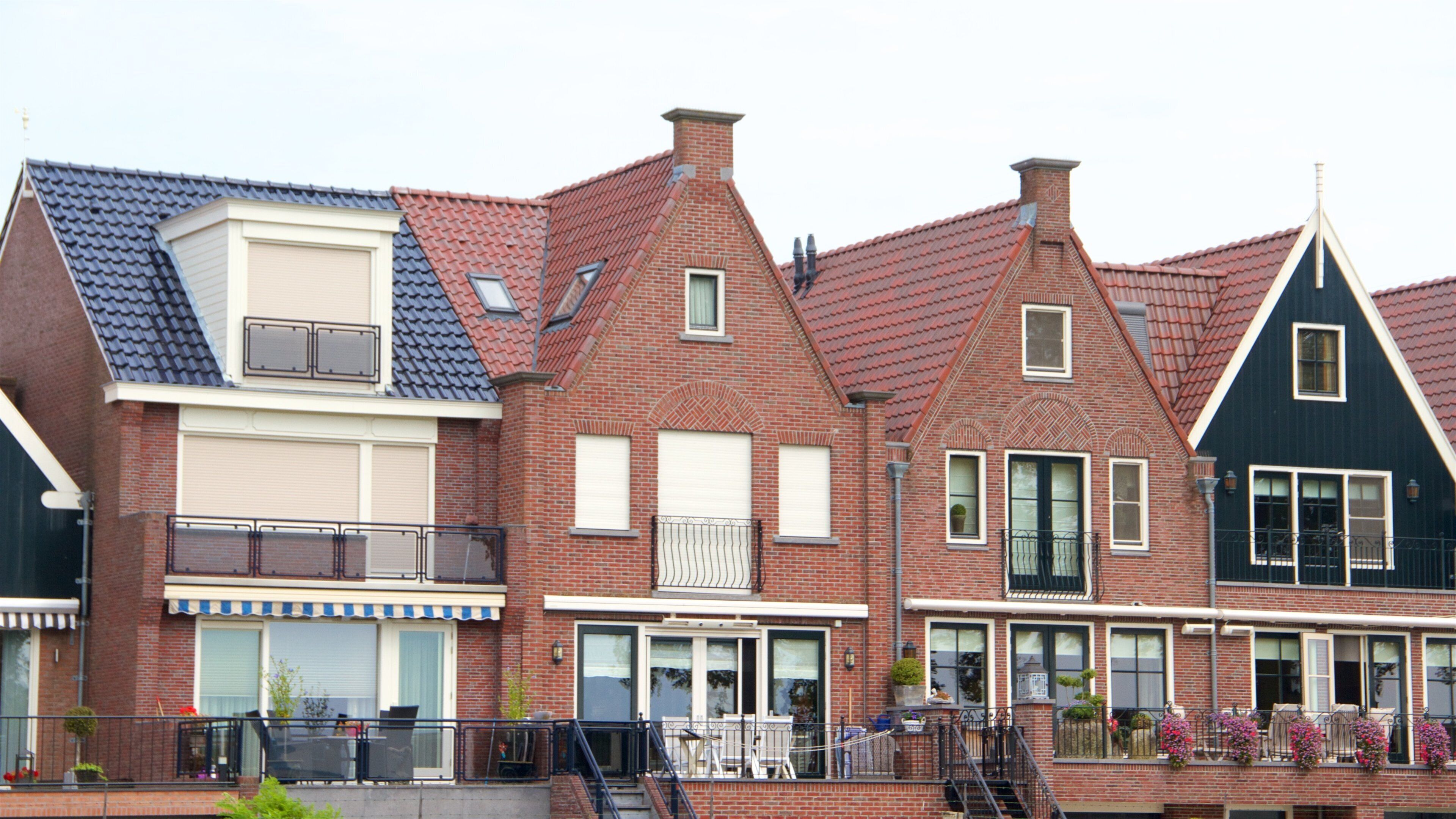 Volendam qui includes une maison