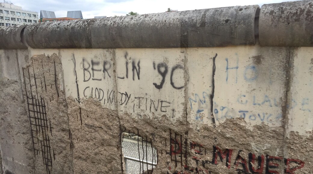 Remnants of the Berlin Wall. Berlin '90 marking the year!