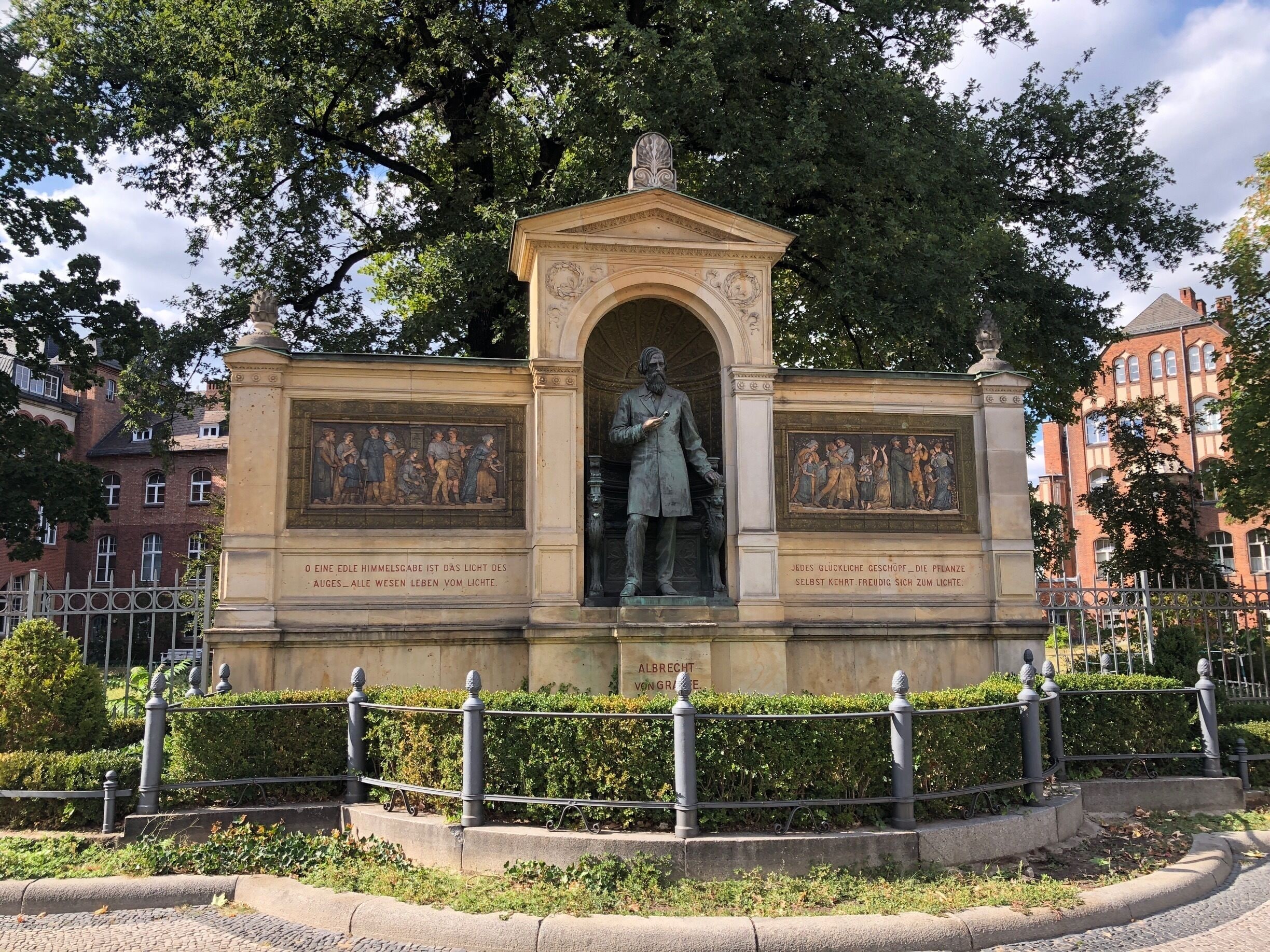Front grounds of Humboldt University of Berlin. (09/2018)