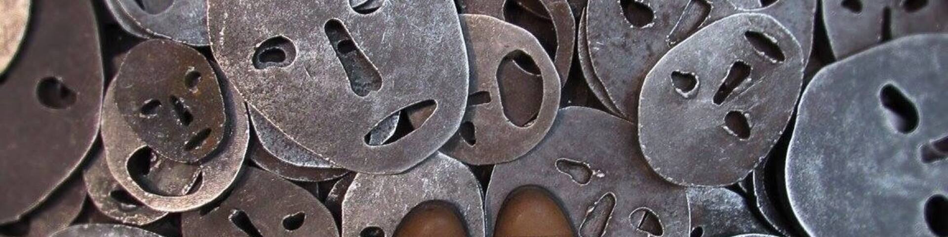 A moving museum and architectural masterpiece designed by architect Daniel Liebeskind in Berlin. The museum touches on the horrors of the holocaust as well as general Jewish history through unique art installations.
#patterns