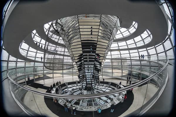 Inside the Reichstag Building on a not so busy day...., seen by a 10.5mm Fisheye.
#desktop