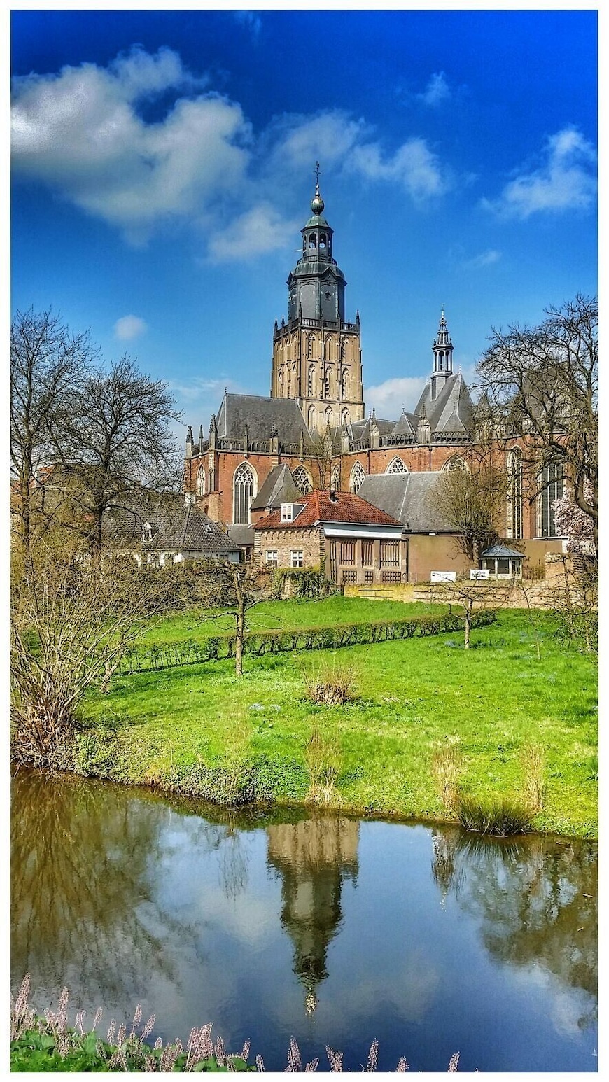 Old Town of Zutphen, The Netherlands
JUST FOLLOW THE PIN TO GET THERE 📌
⬇️⬇️ Make my day and follow me also at: ⬇️⬇️
https://www.instagram.com/mistermirrorless/
https://www.facebook.com/dennisdondersphotography/
https://500px.com/dennisdonders
www.flickr.com/photos/denniskuh1896