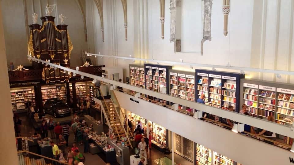 This Devine bookstore makes not buying anything feel like a sin. http://waandersindebroeren.nl/