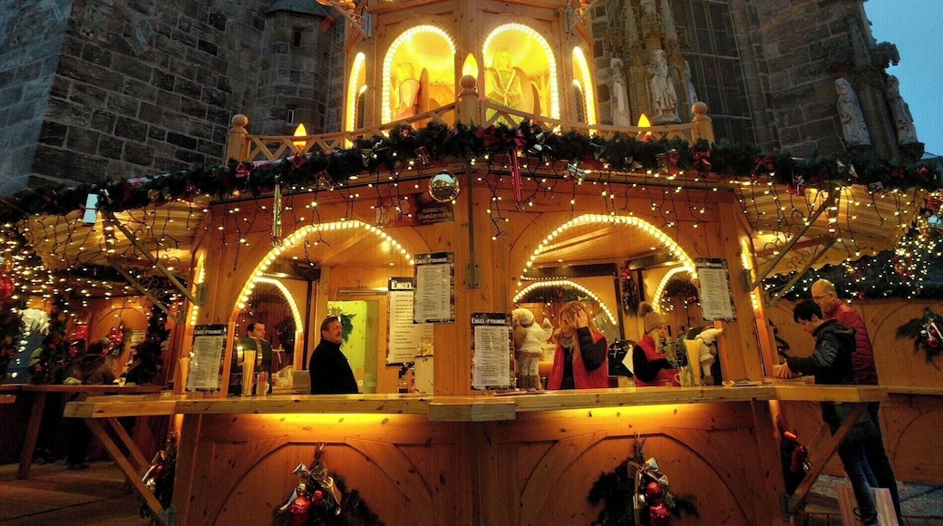 Ansbach Christmas market! Different than Nurnberg and much smaller.