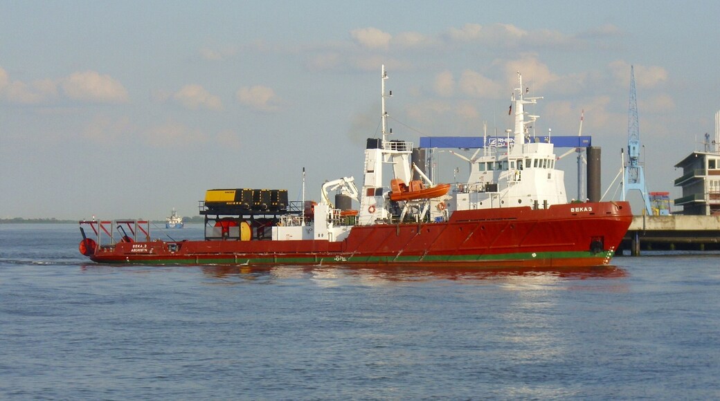 The supply ship Beka 3 arriving at Cuxhaven, Germany
