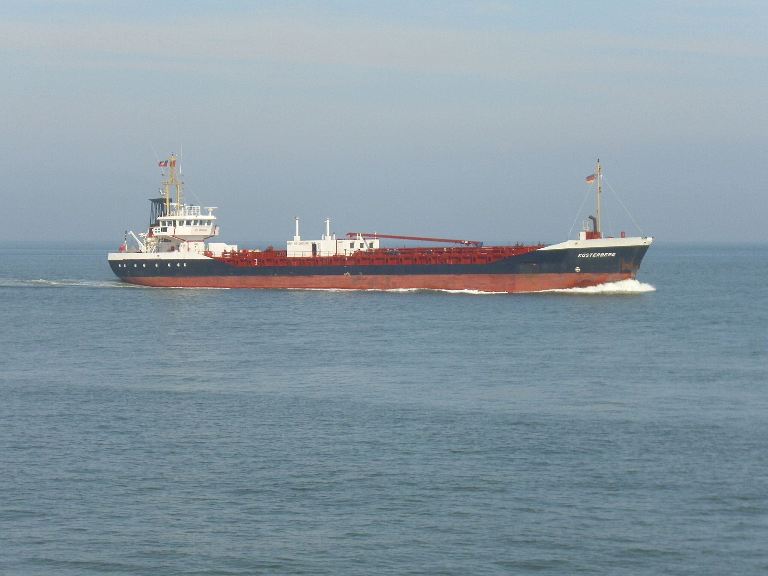 The coastal tanker Kösterberg inbound on the Elbe river. Details of the ship: external link.