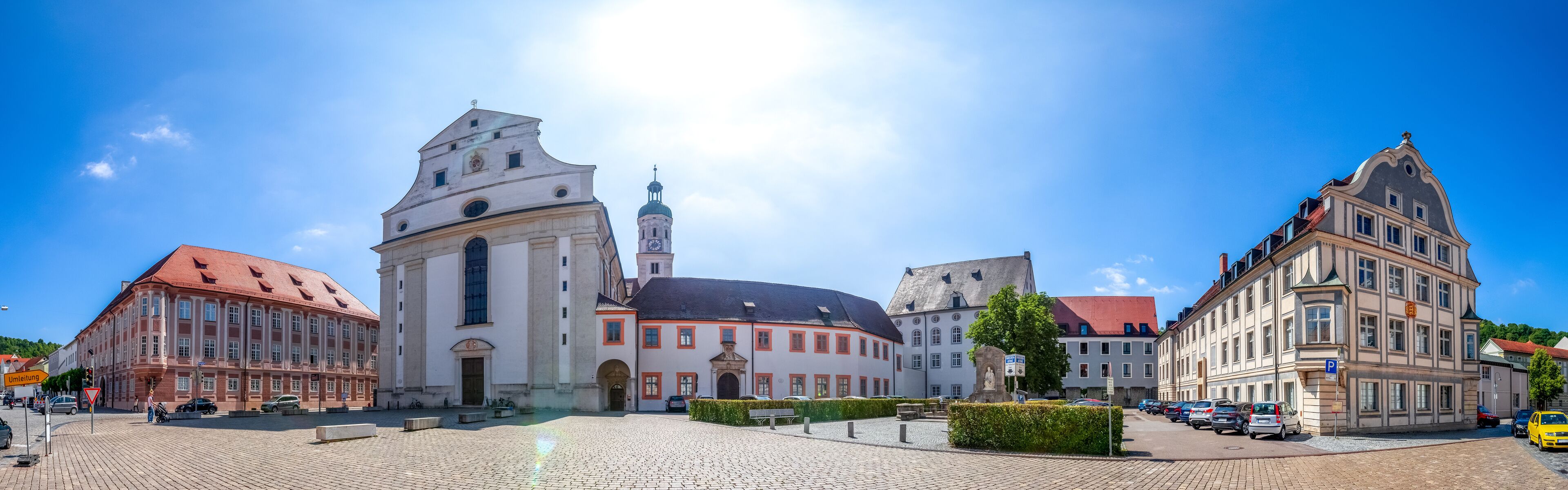 Leonrodplatz und Residenzplatz, Eichstaett, Bayern, Deutschland 