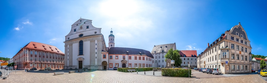 Leonrodplatz und Residenzplatz, Eichstaett, Bayern, Deutschland