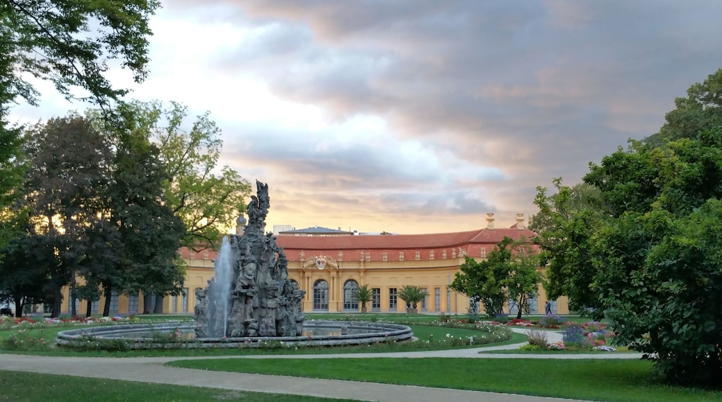This is a photograph of an architectural monument. It is on the list of cultural monuments of Bayern, no. D-5-62-000-598