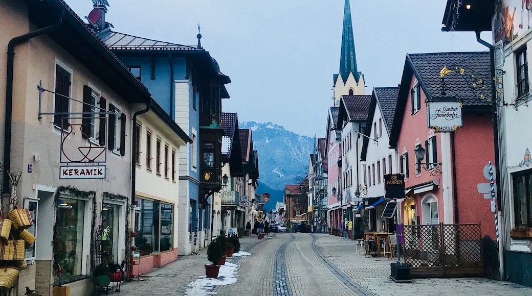 Evening stroll before dinner