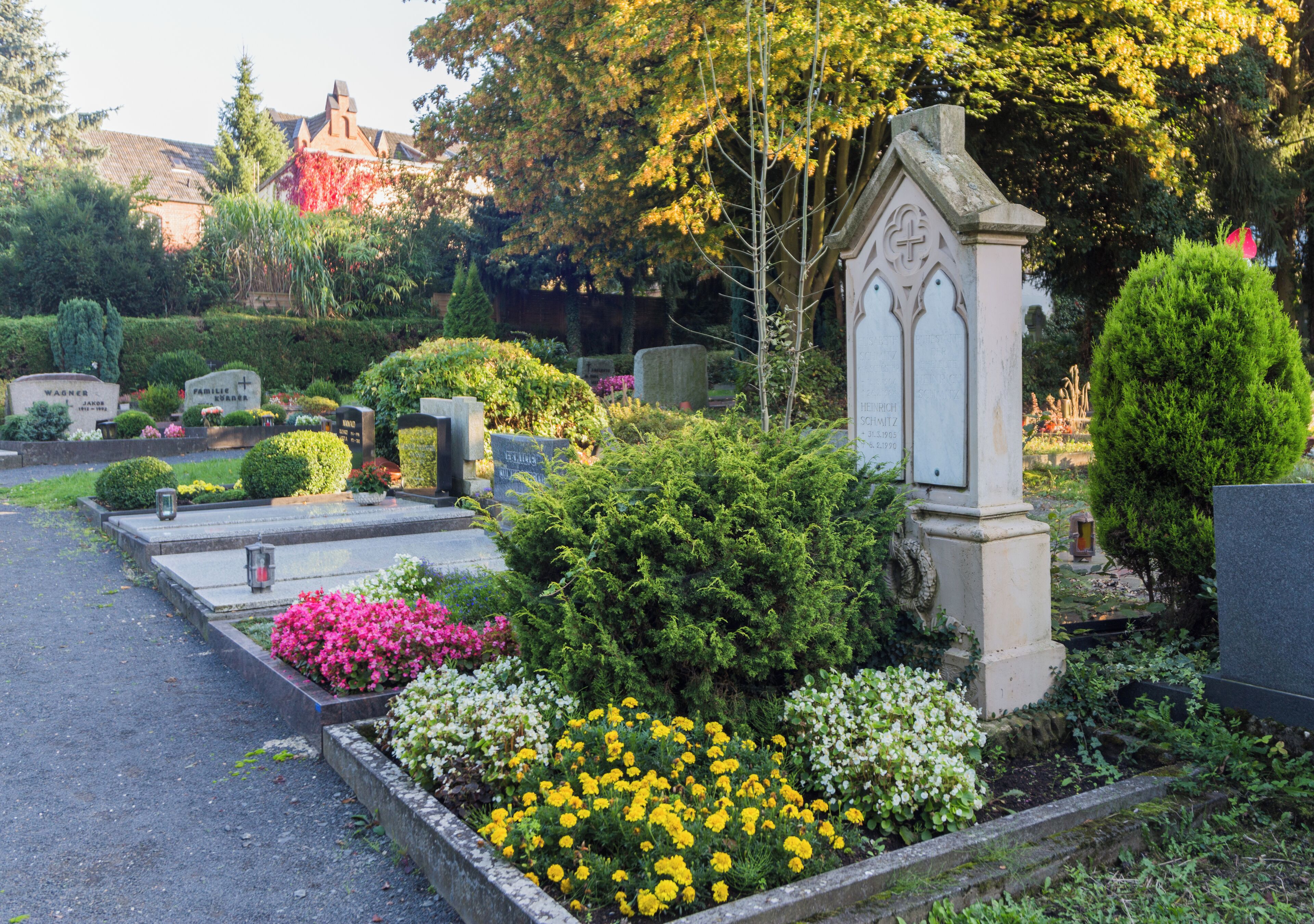This is a photograph of an architectural monument. It is on the list of cultural monuments of Königswinter, no. A 212