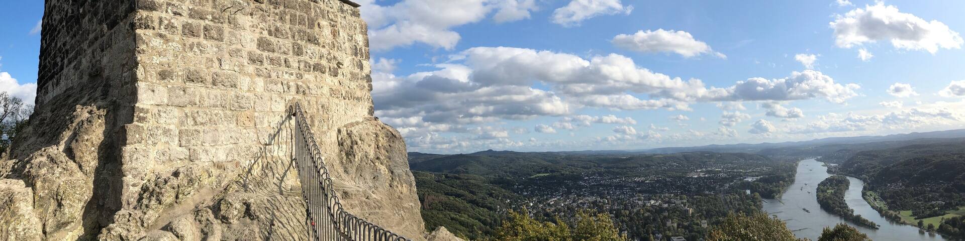 #aquatrover
#hiking
#architecture
#raodtrip