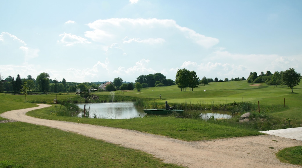 Golfpark Schlossgut Sickendorf von Südost
