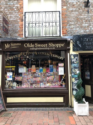 Exploring Oxfordshire 🇬🇧 🍬 🍭