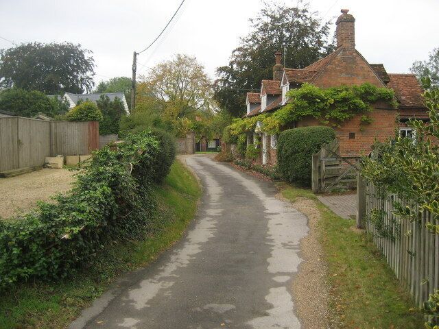 Cul-de-Sac, North Stoke Scene in the small village of North Stoke.