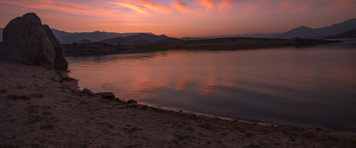 Lake Isabella pink sunrise