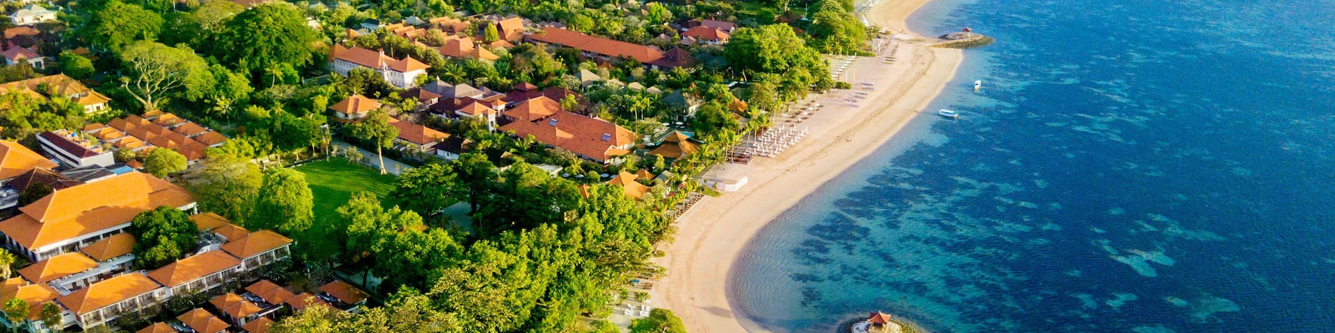 Famous Sanur beach with beautiful seascape