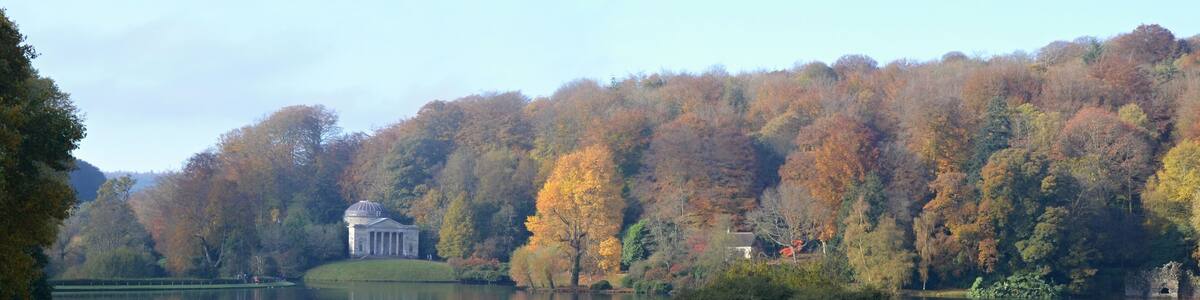 The Palladian Bridge Wikidata has entry Q17529437 with data related to this item.