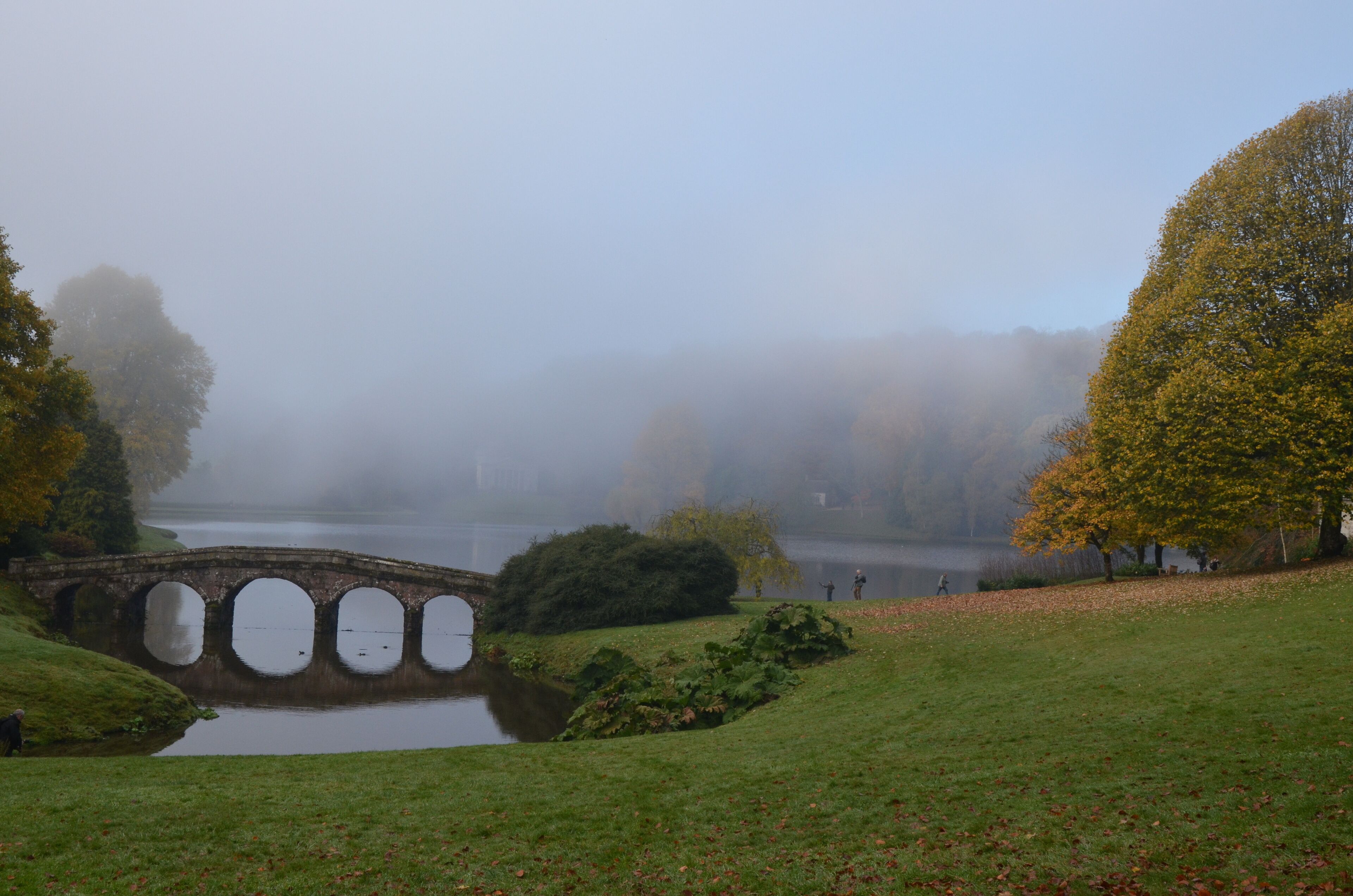The Palladian Bridge Wikidata has entry Q17529437 with data related to this item.