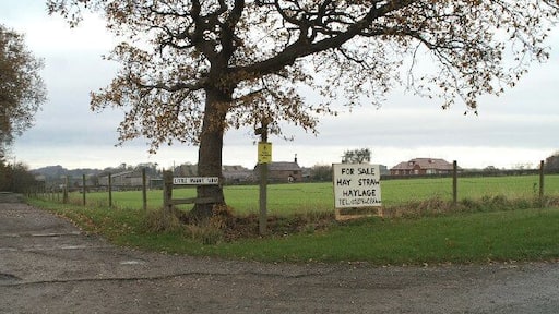 Little Manor Farm.