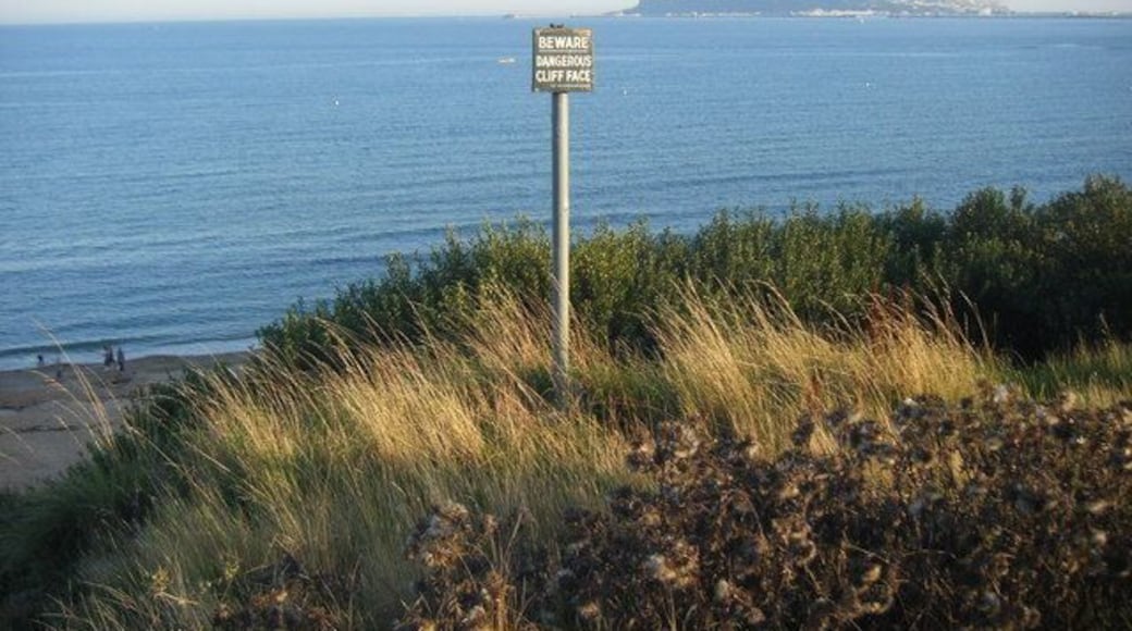 Beware. Dangerous Cliff Face. Sensible advice. Portland lies beyond.