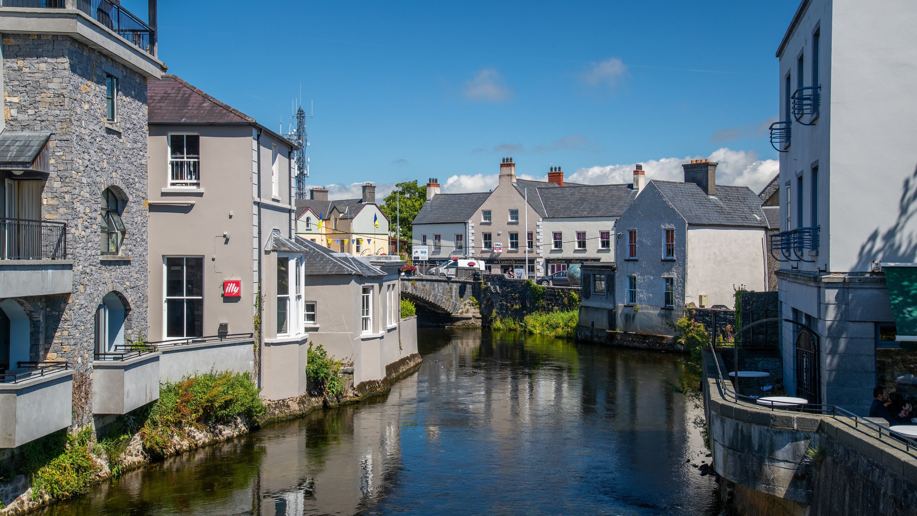 Ennis showing a river or creek