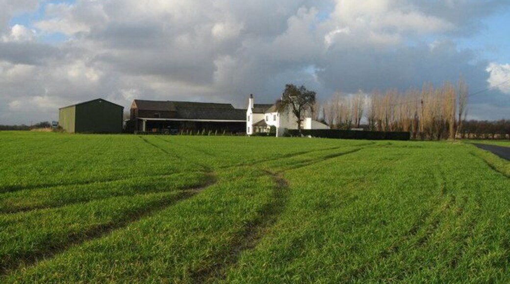 Penny Lane Farm, Cronton Penny Lane Farm on the outskirts of Cronton village, taken from Penny Lane near to the junction with Tue Lane.