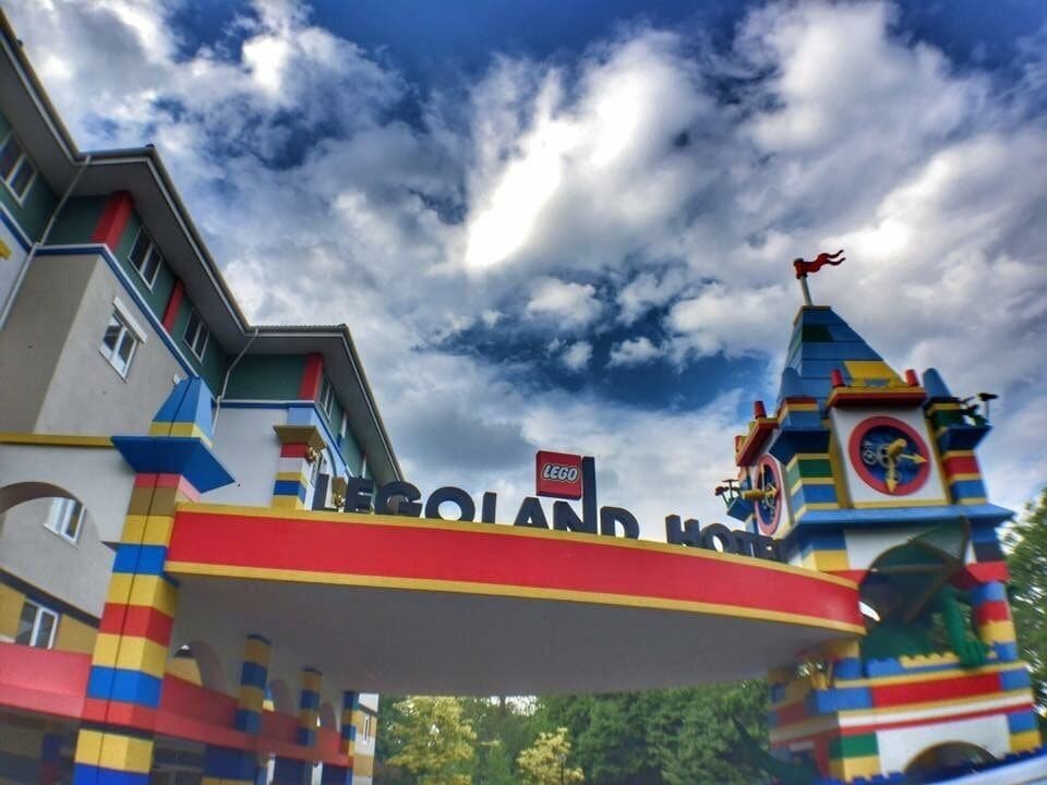 When in London with kiddos, LegoLand resort is a place to consider spending a day or two.