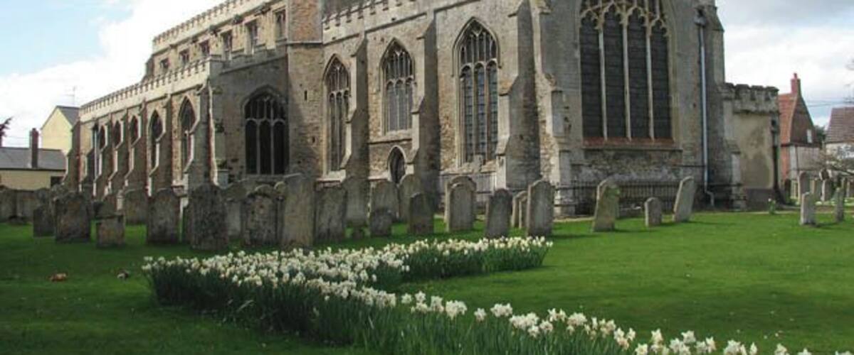 St Peter's Church - the south side, near to Upwell, Norfolk, Great Britain. St Peter's church > <a title="https://www.geograph.org.uk/photo/1241017" rel="nofollow" href="https://www.geograph.org.uk/photo/1241017">Link</a><img style="padding-left:2px;" alt="External link" title="External link - shift click to open in new window" src="http://s0.geograph.org.uk/img/external.png" width="10" height="10"/> - surrounded by a vast churchyard - is located beside the old course of the River Nene. The church dates from the 14th century but its interior > <a title="https://www.geograph.org.uk/photo/1822523" rel="nofollow" href="https://www.geograph.org.uk/photo/1822523">Link</a><img style="padding-left:2px;" alt="External link" title="External link - shift click to open in new window" src="http://s0.geograph.org.uk/img/external.png" width="10" height="10"/> is mainly 19th century. There are several noteworthy medieval survivals such as a truly magnificent hammerbeam roof with carved decorations > <a title="https://www.geograph.org.uk/photo/1822557" rel="nofollow" href="https://www.geograph.org.uk/photo/1822557">Link</a><img style="padding-left:2px;" alt="External link" title="External link - shift click to open in new window" src="http://s0.geograph.org.uk/img/external.png" width="10" height="10"/> and angels, a number of brasses > <a title="https://www.geograph.org.uk/photo/1822517" rel="nofollow" href="https://www.geograph.org.uk/photo/1822517">Link</a><img style="padding-left:2px;" alt="External link" title="External link - shift click to open in new window" src="http://s0.geograph.org.uk/img/external.png" width="10" height="10"/> and the baptismal font > <a title="https://www.geograph.org.uk/photo/1822560" rel="nofollow" href="https://www.geograph.org.uk/photo/1822560">Link</a><img style="padding-left:2px;" alt="External link" title="External link - shift click to open in new window" src="http://s0.geograph.org.uk/img/external.png" width="10" height="10"/>. The church tower has an octagonal top. The village of Upwell - once the southern terminus of the Wisbech & Upwell Tramway - is located on the edge of the Cambridgeshire Fens. It is traversed by Well Creek, the old course of the River Nene. Draining of the fens and their conversion into fertile agricultural land started in 1630 when the Dutch engineer Cornelius Vermuyden was employed by a group led by the Earl of Bedford. Despite all efforts, nature contrived to ensure that the drainage work should continue as the dry peat shrunk and further lowered the level of the land. Upwell merges with the adjoining village of Outwell, situated on the A1122 close to the Cambridgeshire border about 5 miles south of Wisbech. <a title="http://www.upwellpc.co.uk/index.php" rel="nofollow" href="http://www.upwellpc.co.uk/index.php">Link</a><img style="padding-left:2px;" alt="External link" title="External link - shift click to open in new window" src="http://s0.geograph.org.uk/img/external.png" width="10" height="10"/>