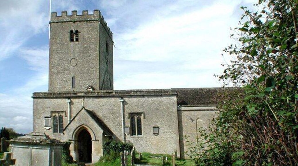Church of England parish church of St Mary, North Leigh, Oxfordshire: view from the south