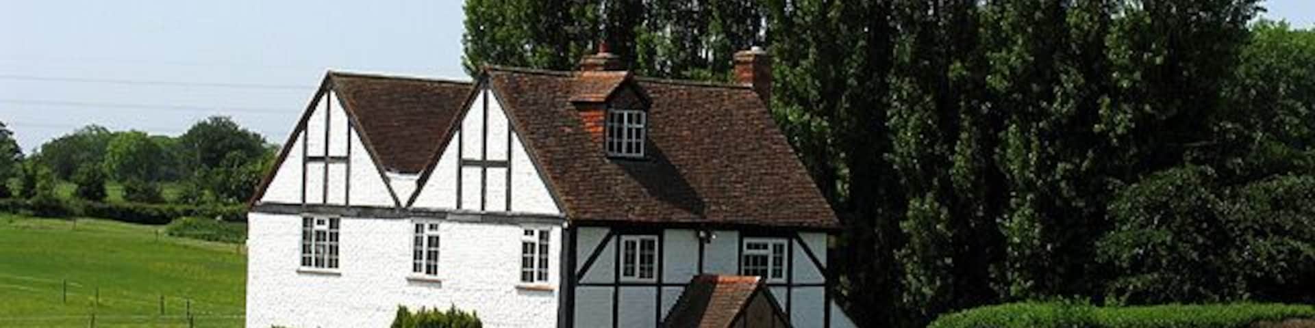 Carters Hill. This house is set off the byway on Carters Hill.