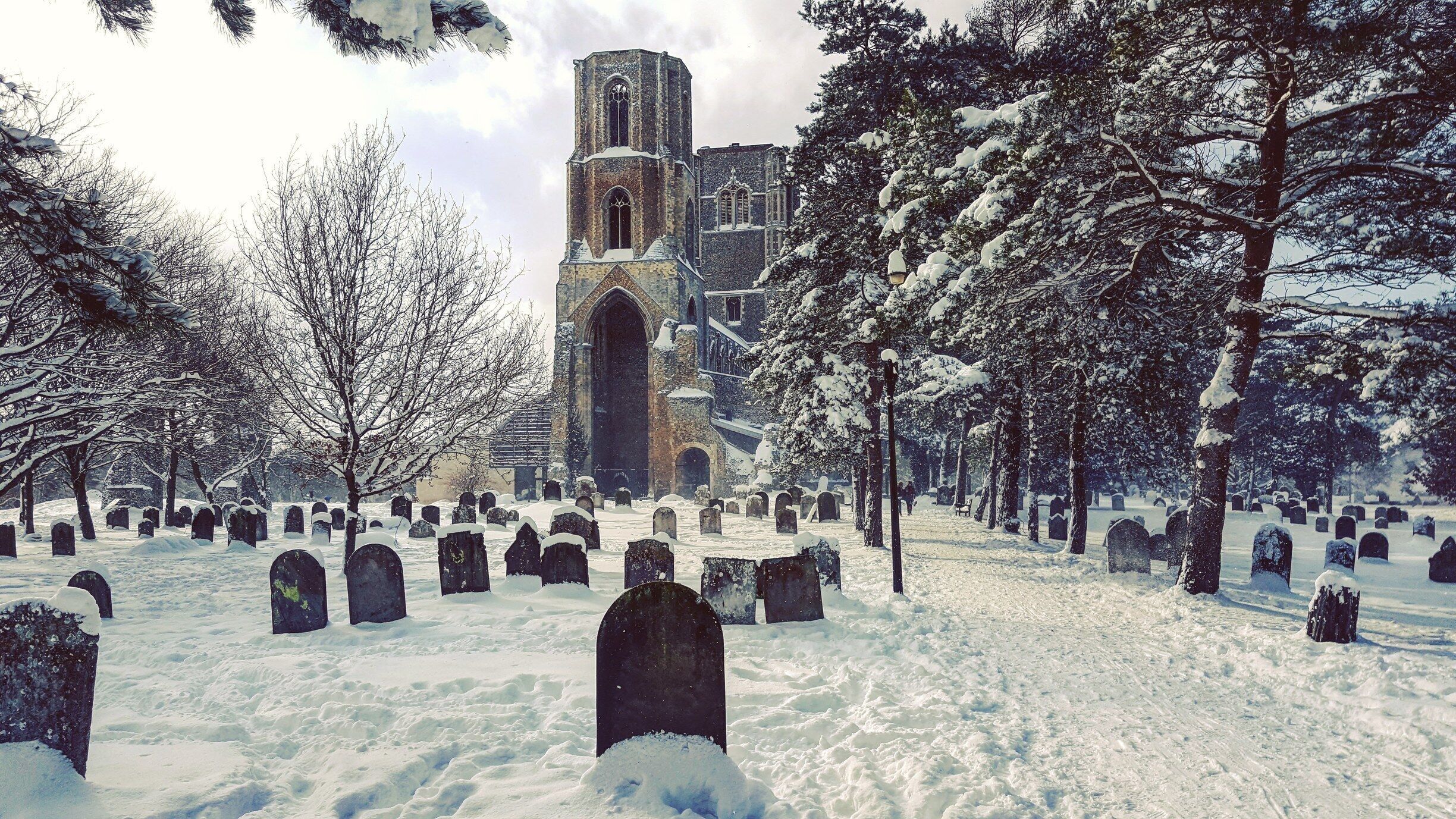 Wymondham Abbey #wymondham #wymondhamabbey #norfolk #snow #winter 