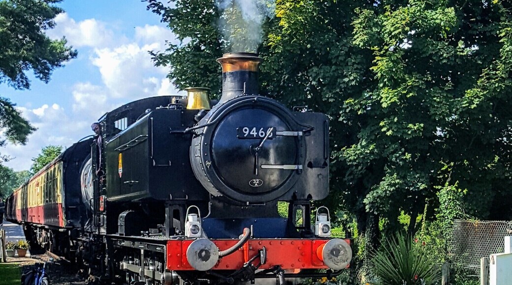 Steam train at the Wymondham Abbey Mid-Norfolk Railway Station. The train runs between Wymondham and Dereham, two lovely Norfolk Market towns.
#Wymondham #Norfolk #England #steamtrain #Midnorfolkrailway #MNR