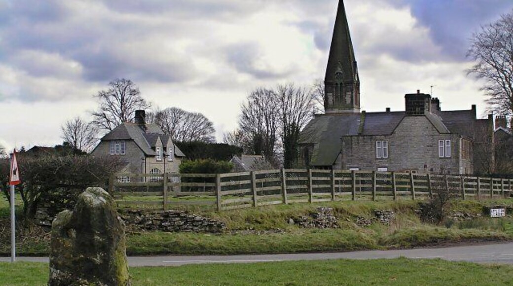 Low Cross - Appleton-le-Moors. On the junction with Hamley Lane is the broken remains and base of Low Cross. With nearby High Cross it marks the route to Lastingham. It seems there was an Abbey at Lastingham founded at the very early date of 648AD.