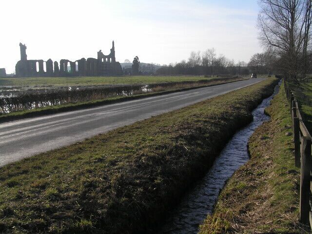 Roadside ditch near Byland Abbey A well maintained, fast flowing ditch.