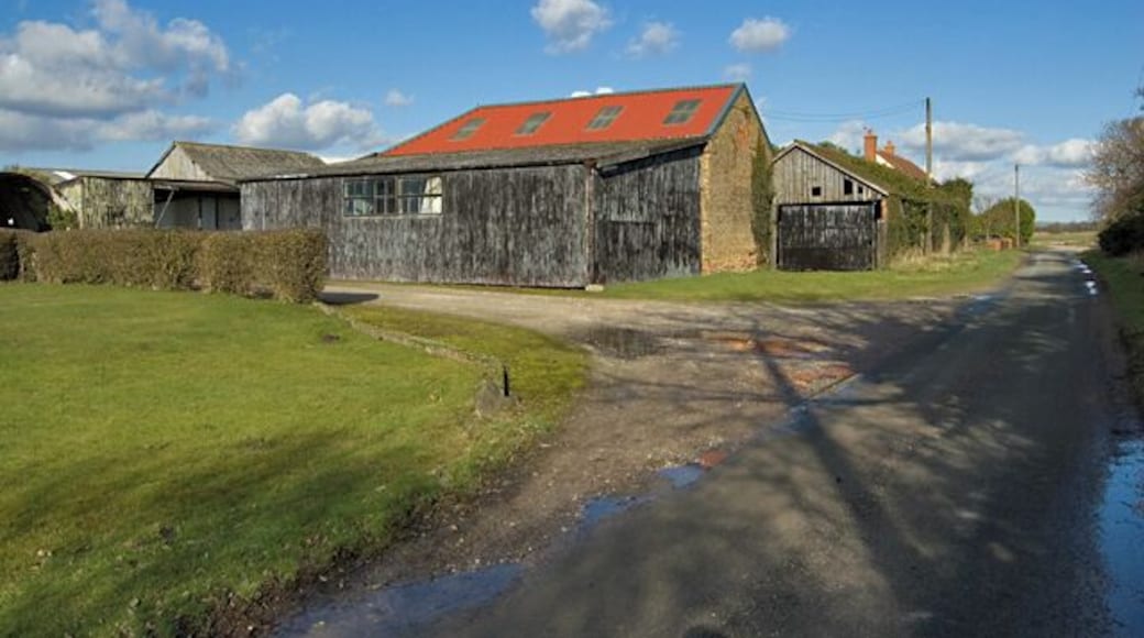 Spen Lane, Holme-on-Spalding-Moor, East Riding of Yorkshire, England. Showing outbuildings at Spen Farm.
