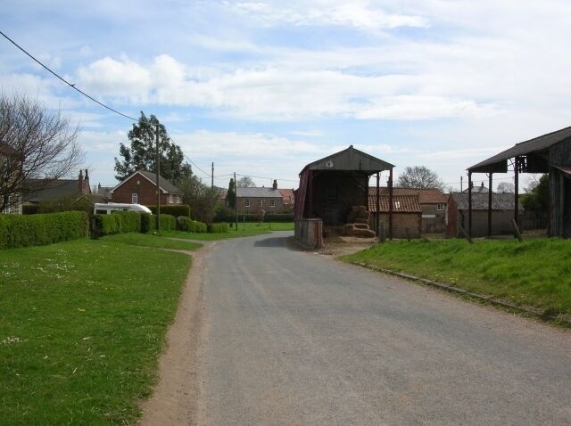 Farm buildings at Barton Le Willows This is a view of Barton Le Willows from the Barton Hill road.