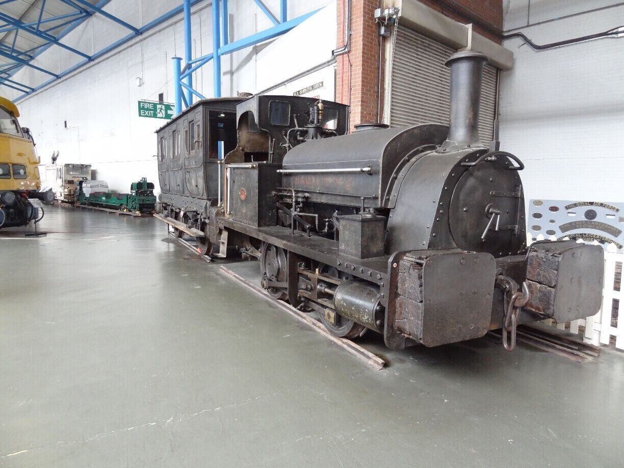 For only three pounds per person we have spent two hours wandering around the museum and taking pictures of trains from different decades (including Hogwarts Express).